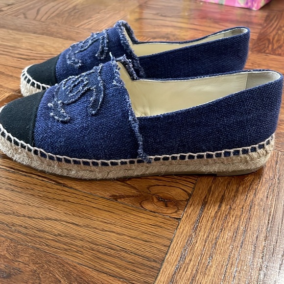 Chanel Denim Espadrilles - Picture 3 of 5